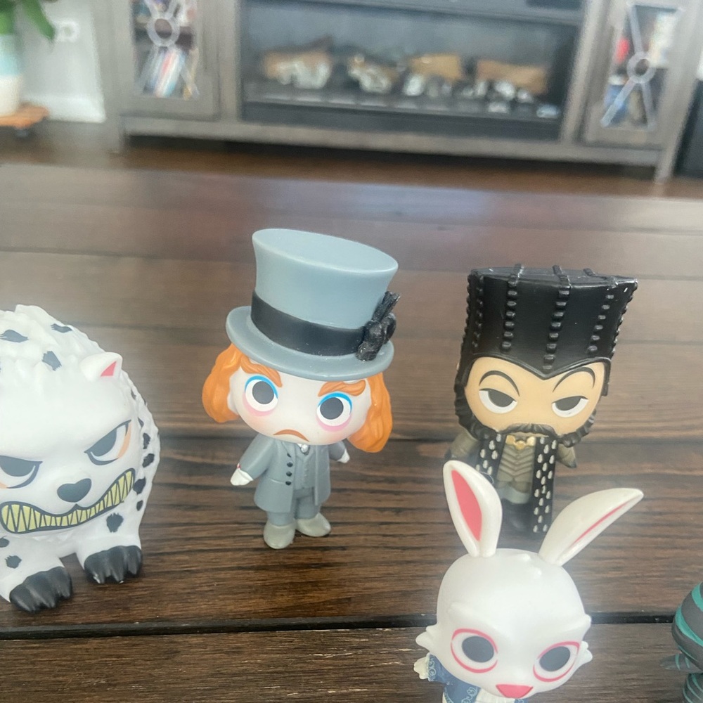 Funko mystery mini Alice Through The Looking glass lot of 6
